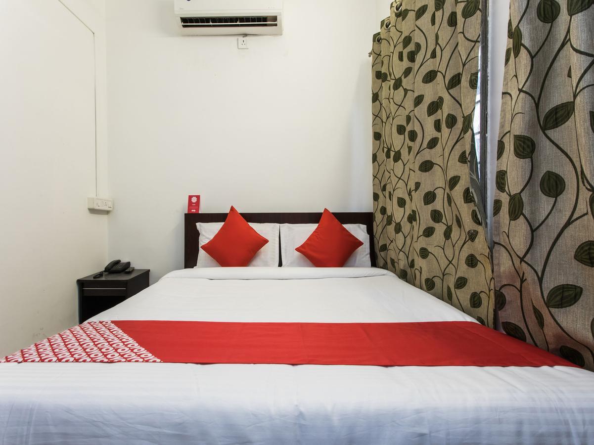 Oyo 14856 Resort Raghav Palace Indore Exterior photo
